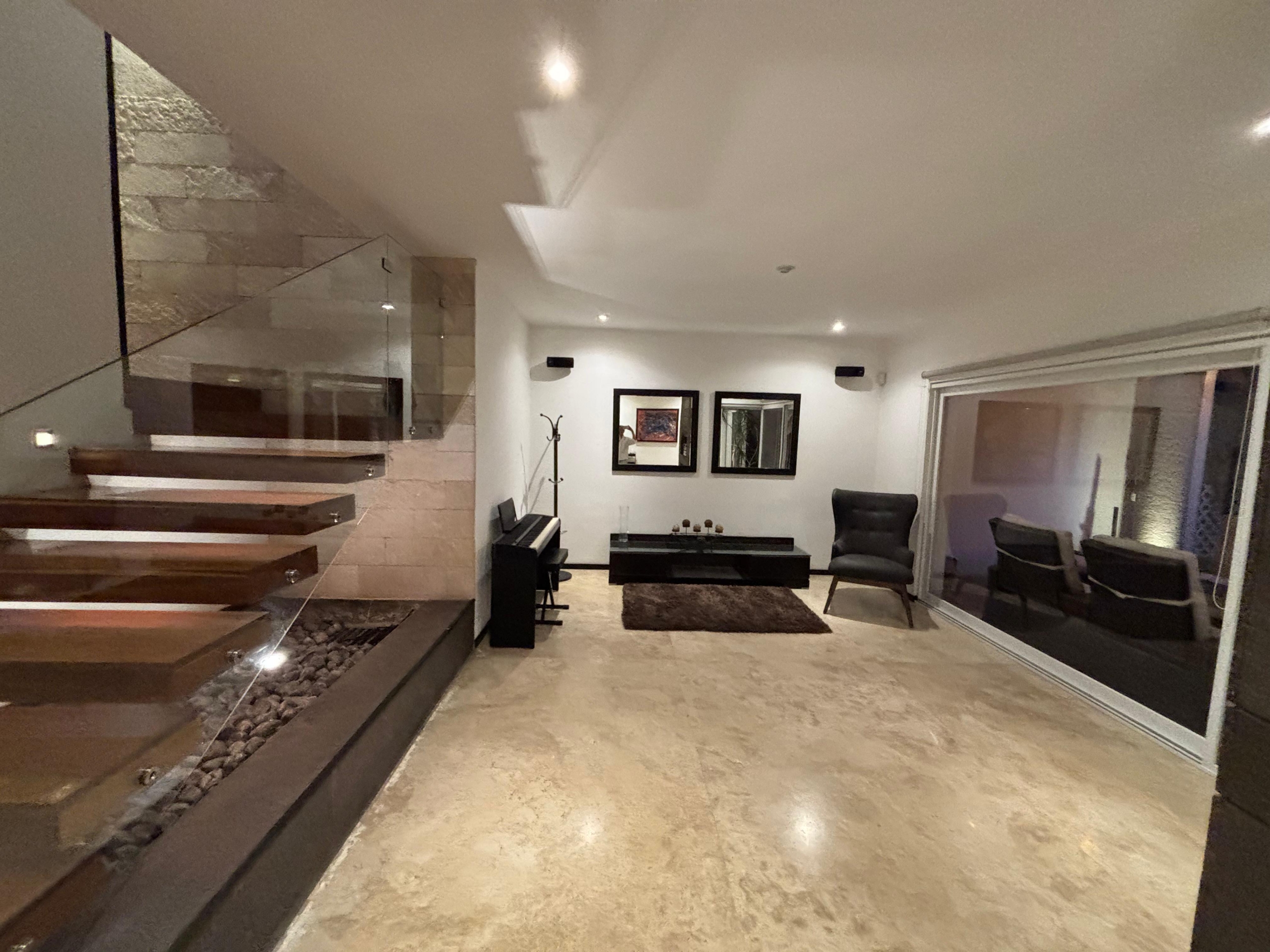 WhatsApp Image 2025-11-07 at 3.44.22 PM